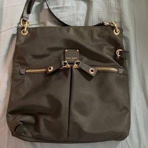 Henri bendel purse